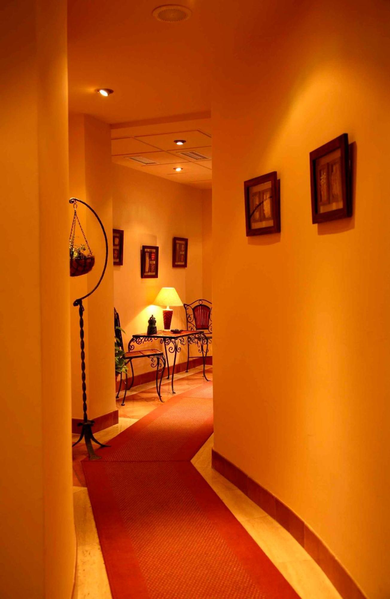 Hotel Baviera Linares  Exterior photo